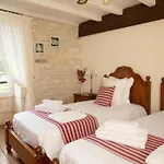 Le Petit Moulin - Feriendomizil Mit Beheiztem Pool By Interhome *