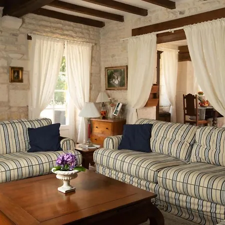 Le Petit Moulin - Feriendomizil Mit Beheiztem Pool By Interhome