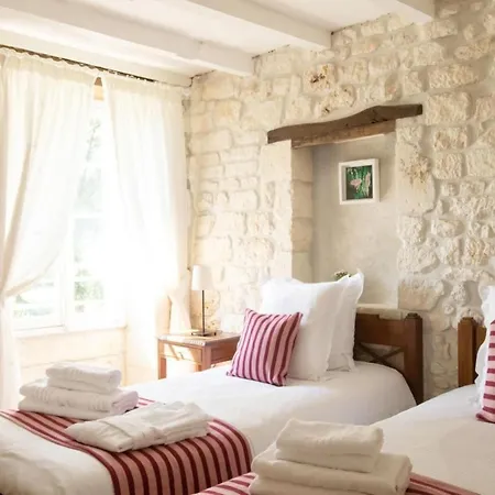 Le Petit Moulin - Feriendomizil Mit Beheiztem Pool By Interhome